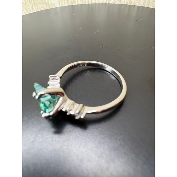 NEW 1.5ct Aquamarine Moissanite Cat Ring in 925 Silver - Picture 8 of 8